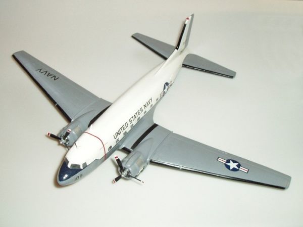 Douglas C-117 / R4D-8