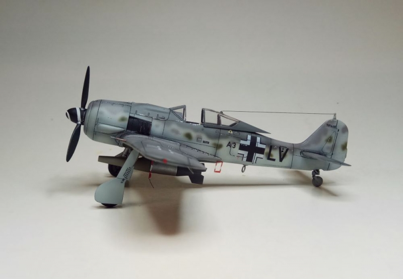 Fw 190 F-8/R16  Bombentorpedo BT 700 Umbausatz 1/72