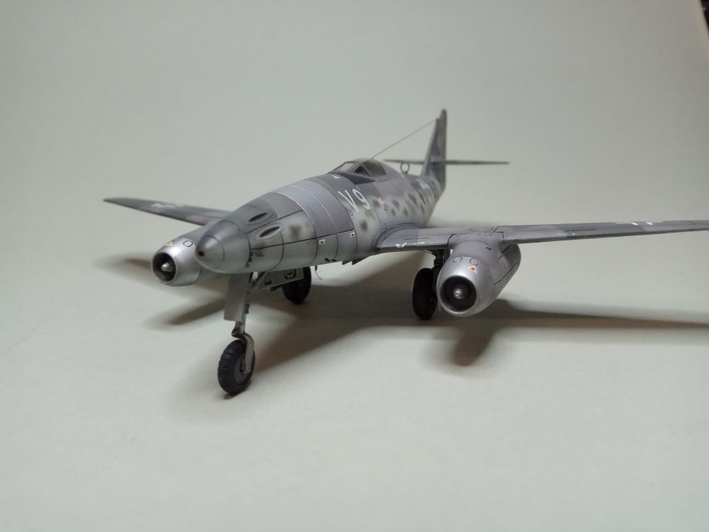 Me 262 V-9  mit "Rennkabine" Umbausatz  1/72